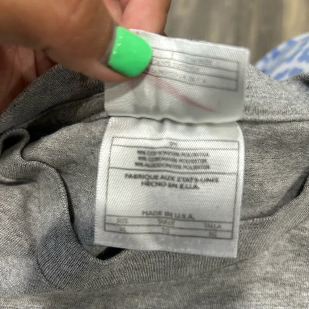 NIKE - Gray Short Sleeve